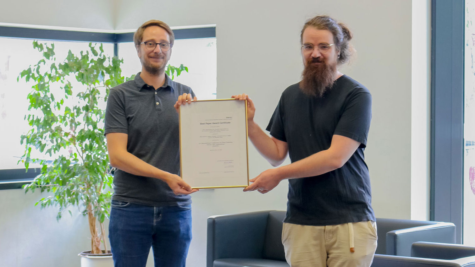 Best Paper Award for AI research 